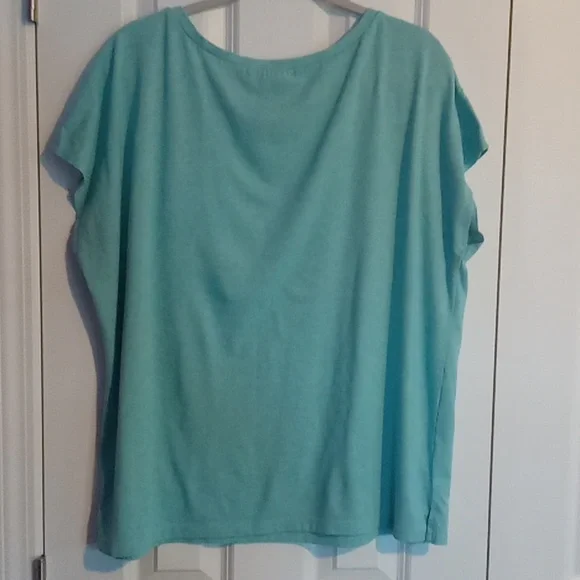 Casual Aqua Short Sleeve Tee - Picture 3 of 5